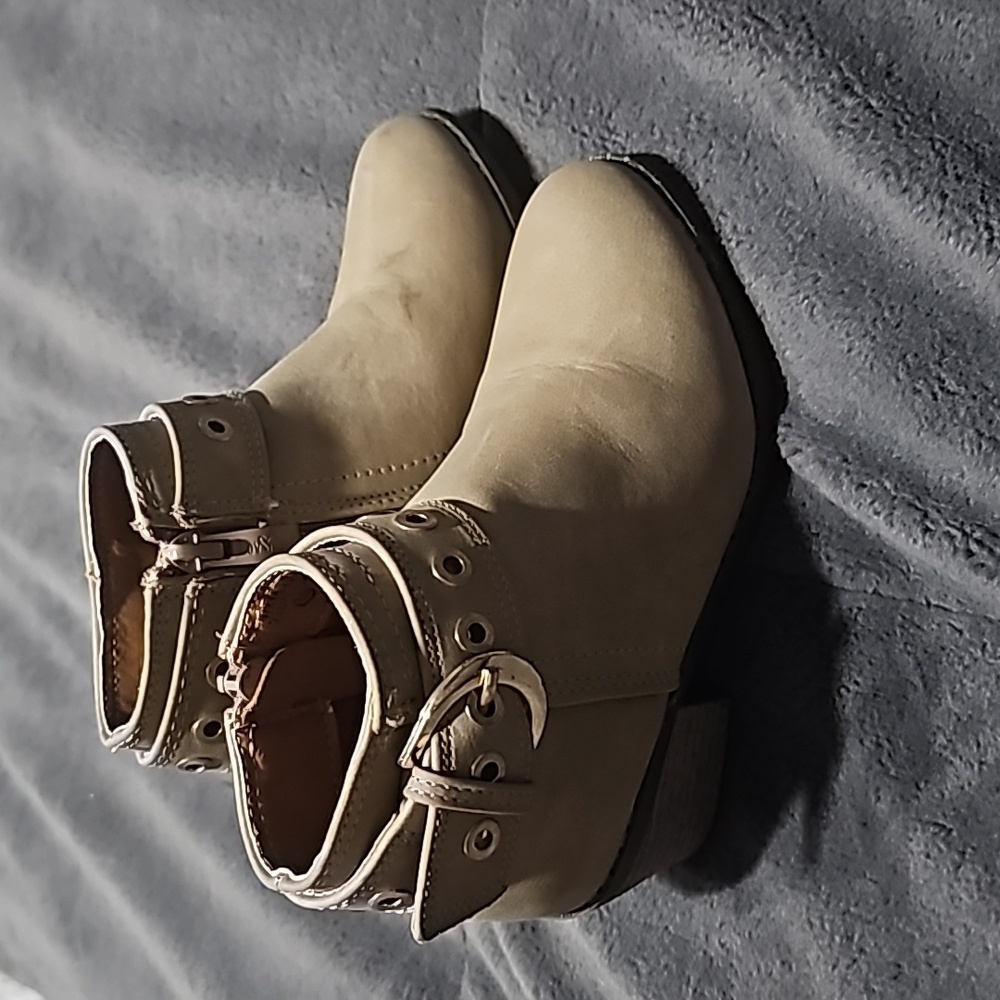 GIRLS Ankle Boots by Lov Mark sz 10